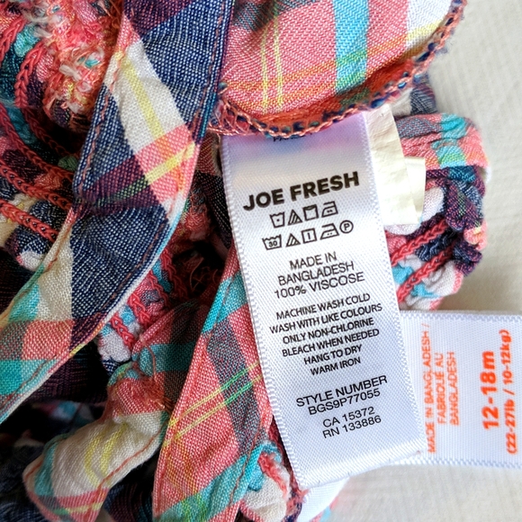joe fresh soft viscose plaid jumpsuit with smocked top 18 months baby girl - Picture 5 of 6